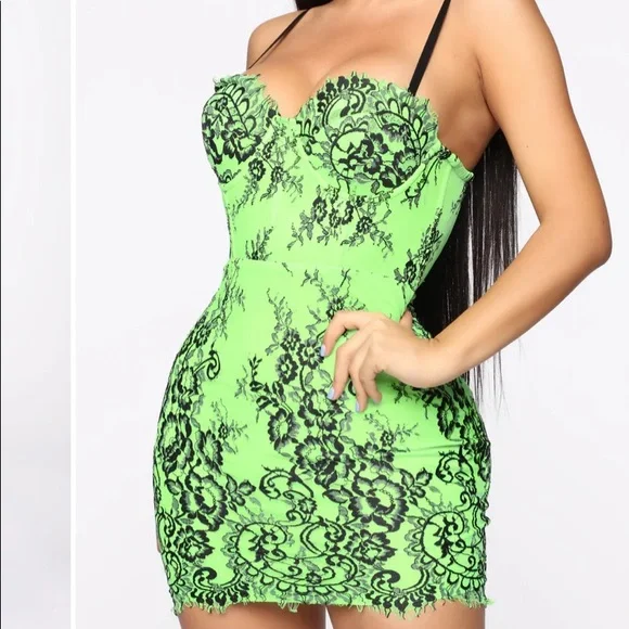 PrettyLittleThing | Dresses | Flower Bustier Dress | Poshmark